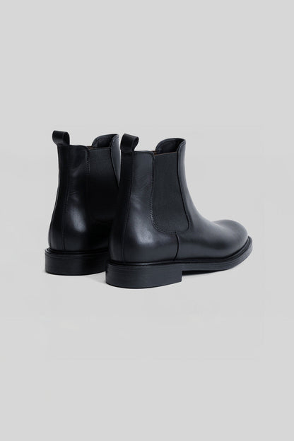 Robert Barakett Nolan Chelsea Boot