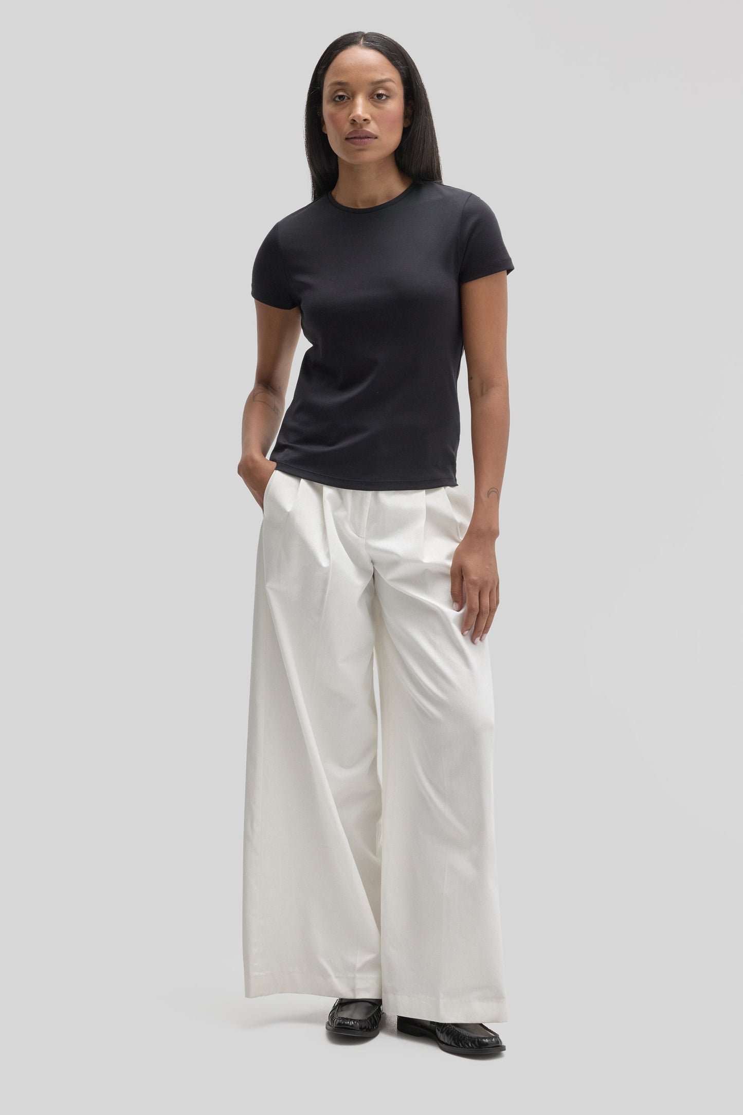 Robert Barakett The Barakett Women's Tee