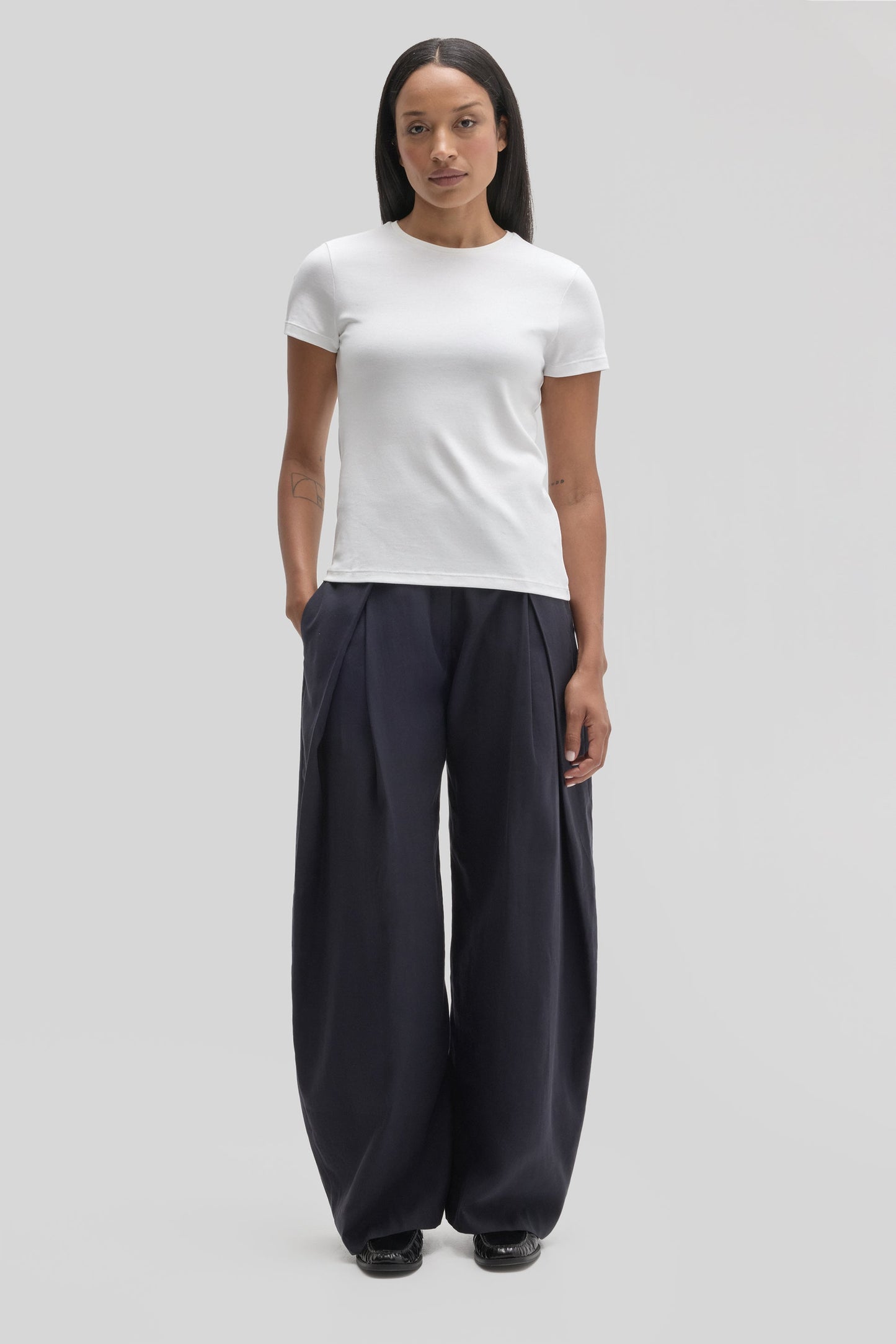 Robert Barakett The Barakett Women's Tee