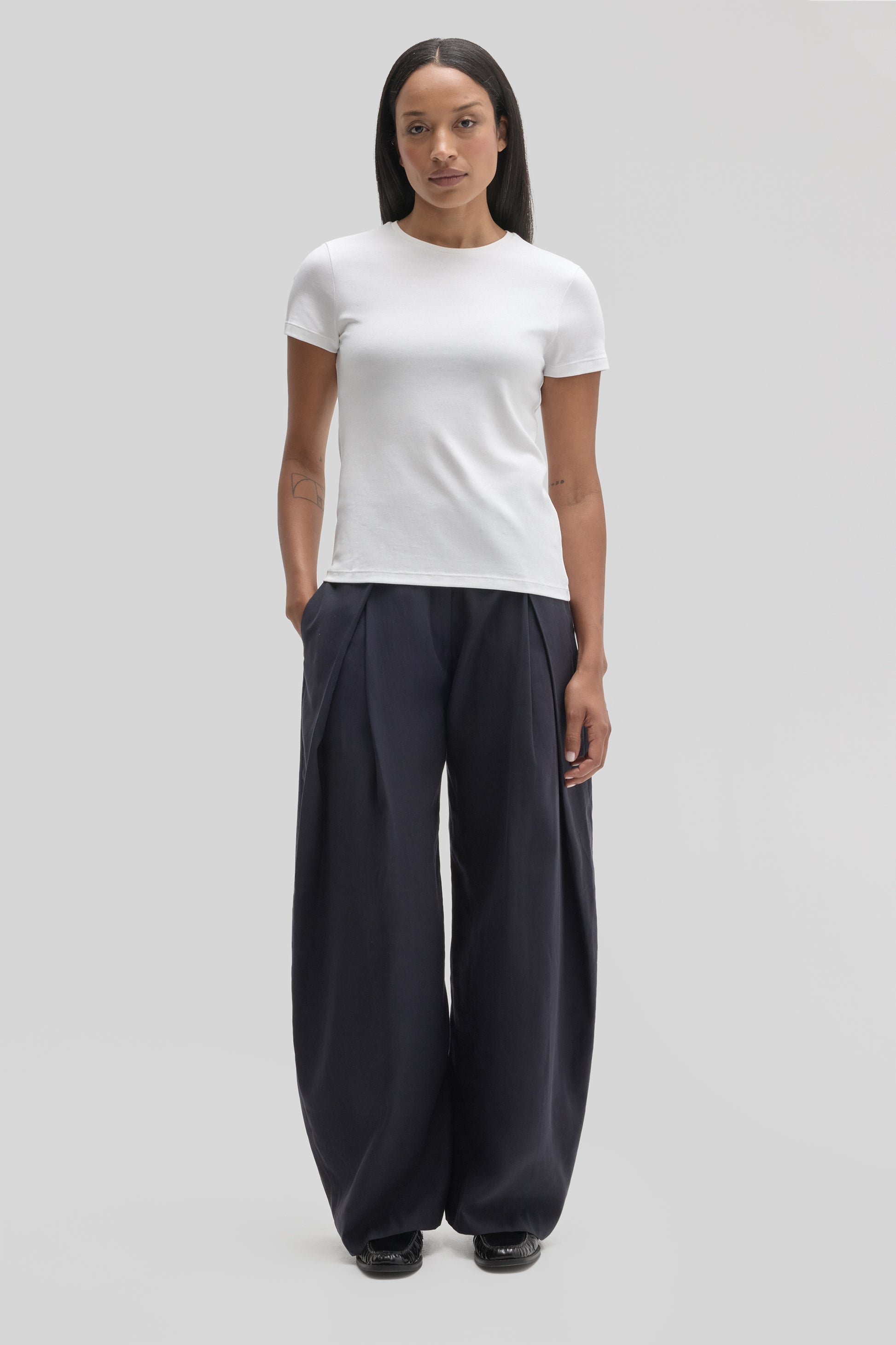 Robert Barakett The Barakett Women's Tee