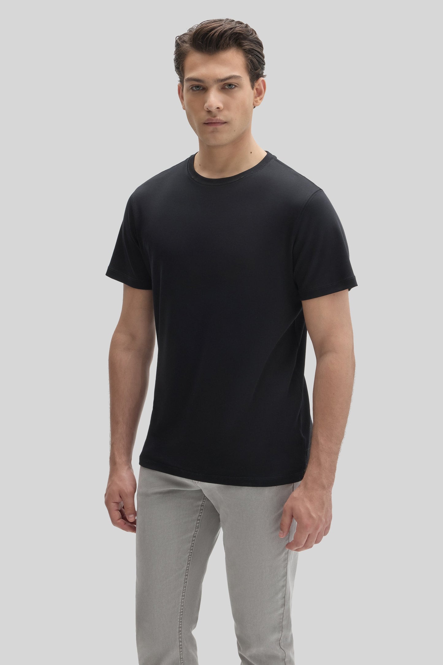Robert Barakett Men's Pima Cotton Crew Neck T-Shirt in Black