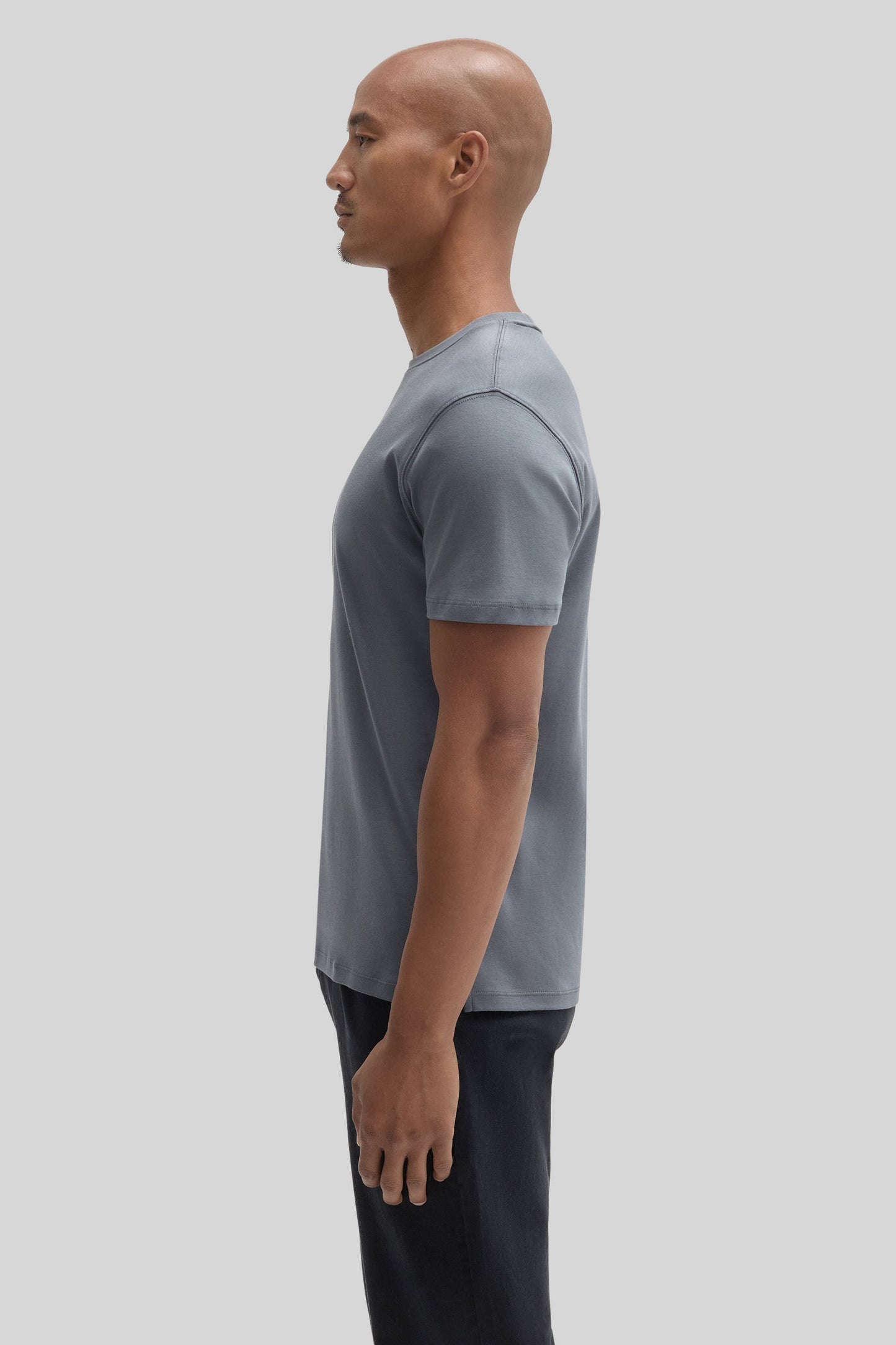Robert Barakett Men's Pima Cotton Crew Neck T-Shirt in Cool Grey