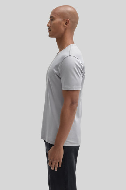 Robert Barakett Men's Pima Cotton V-Neck T-Shirt in Monument Grey