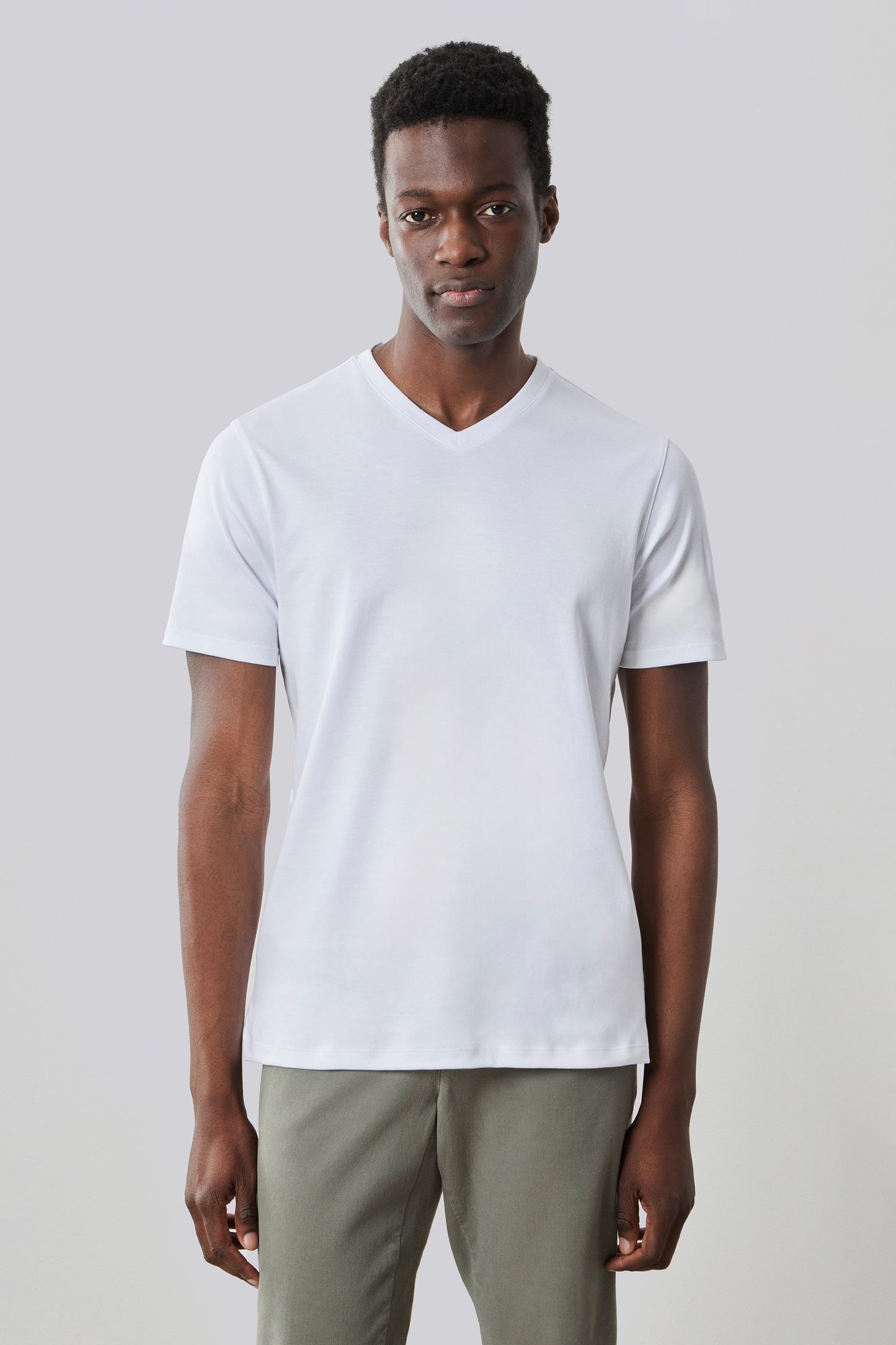 Robert Barakett Men's Pima Cotton V-Neck T-Shirt in White