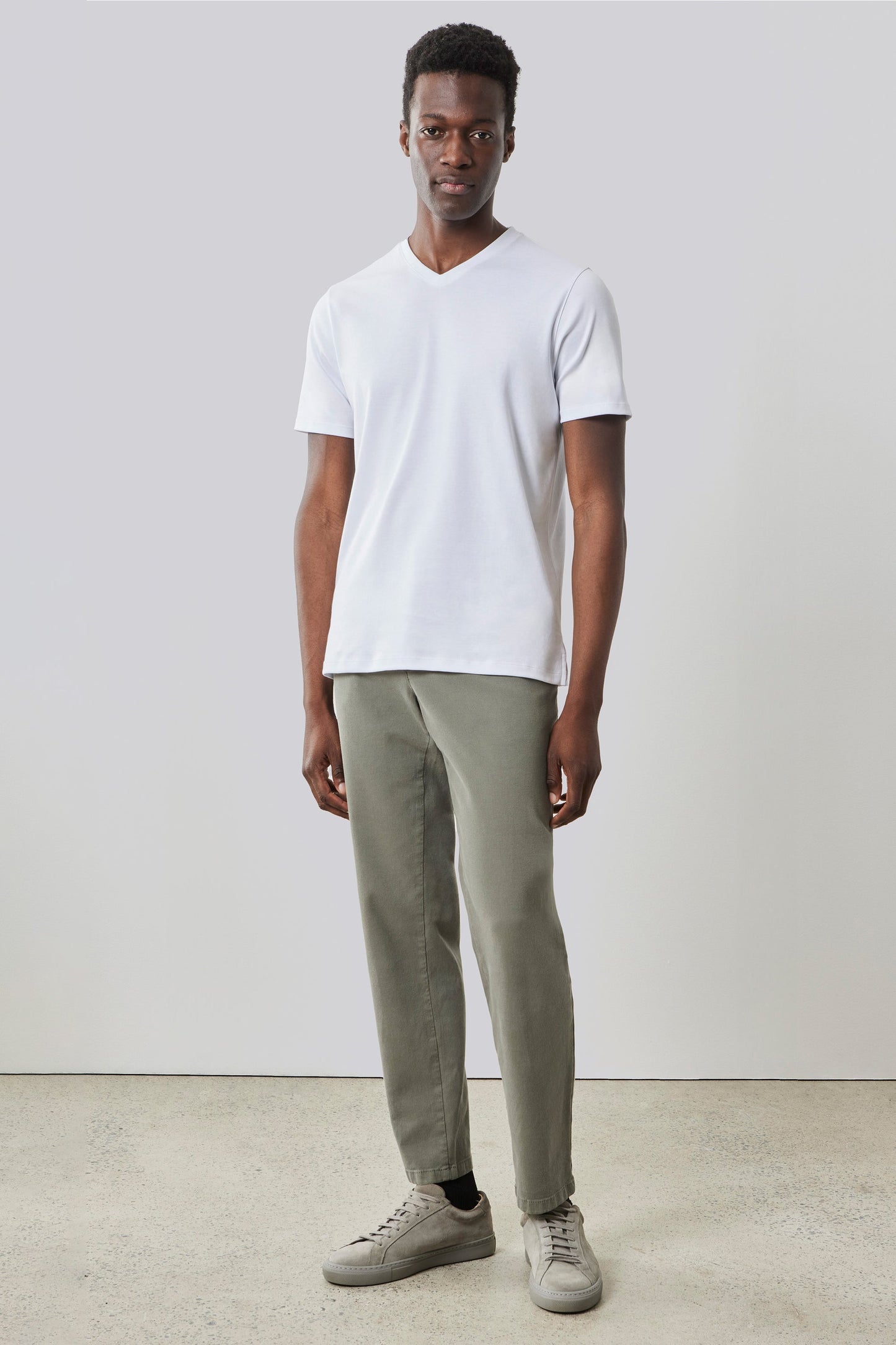 Robert Barakett Men's Pima Cotton V-Neck T-Shirt in White