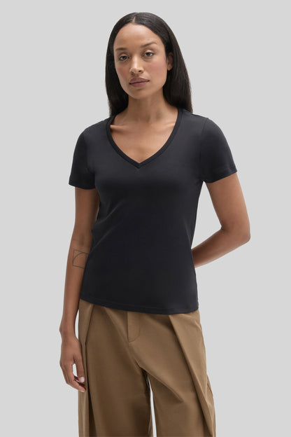Robert Barakett The Barakett Women's V Tee