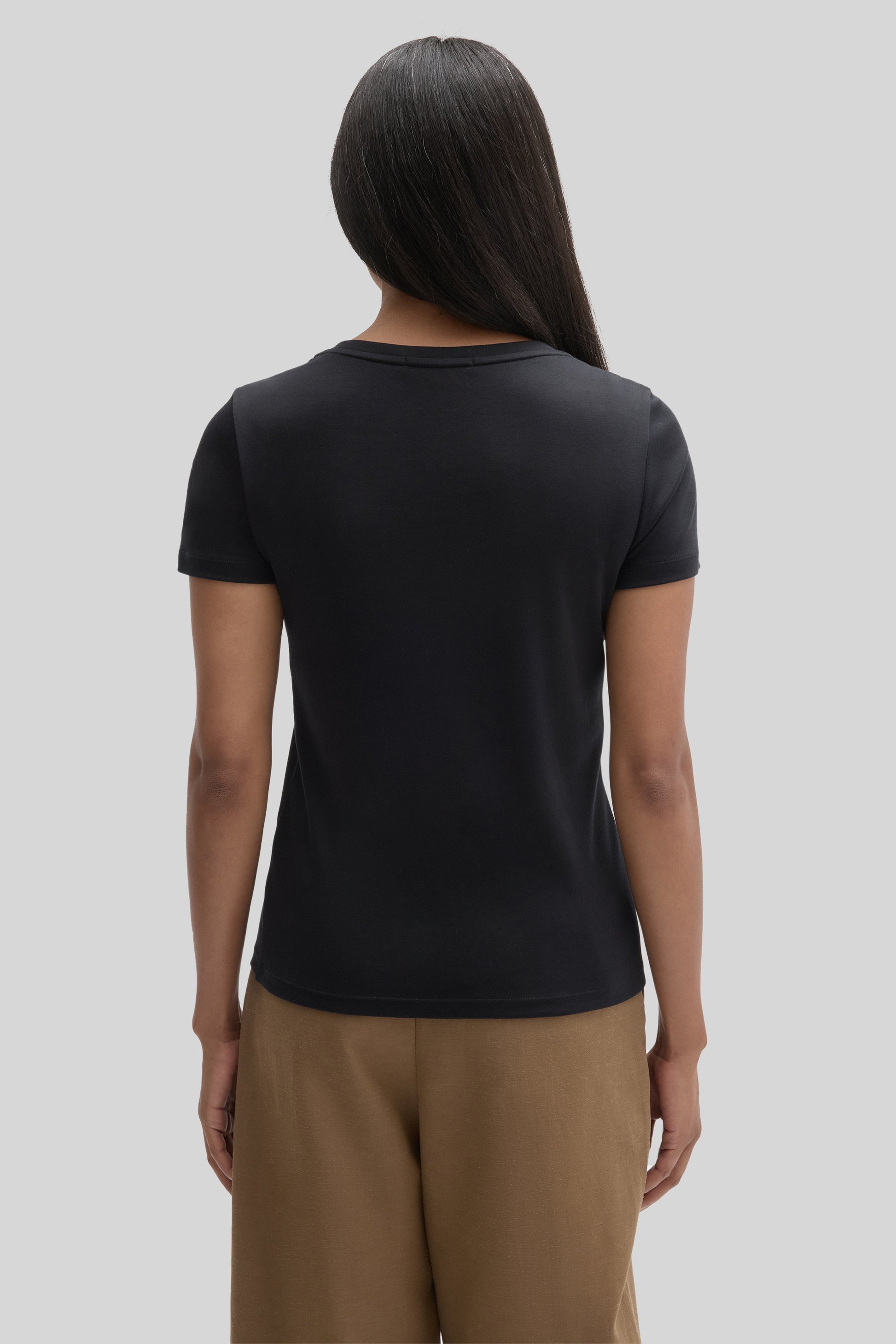 Robert Barakett The Barakett Women's V Tee